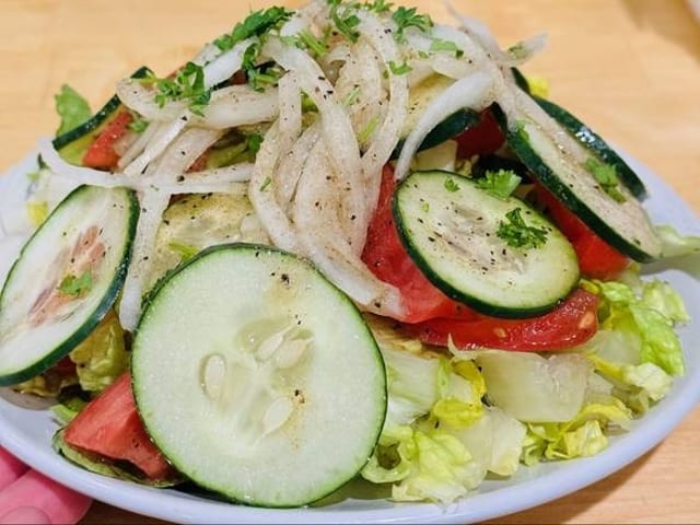 Small Ez Salad.